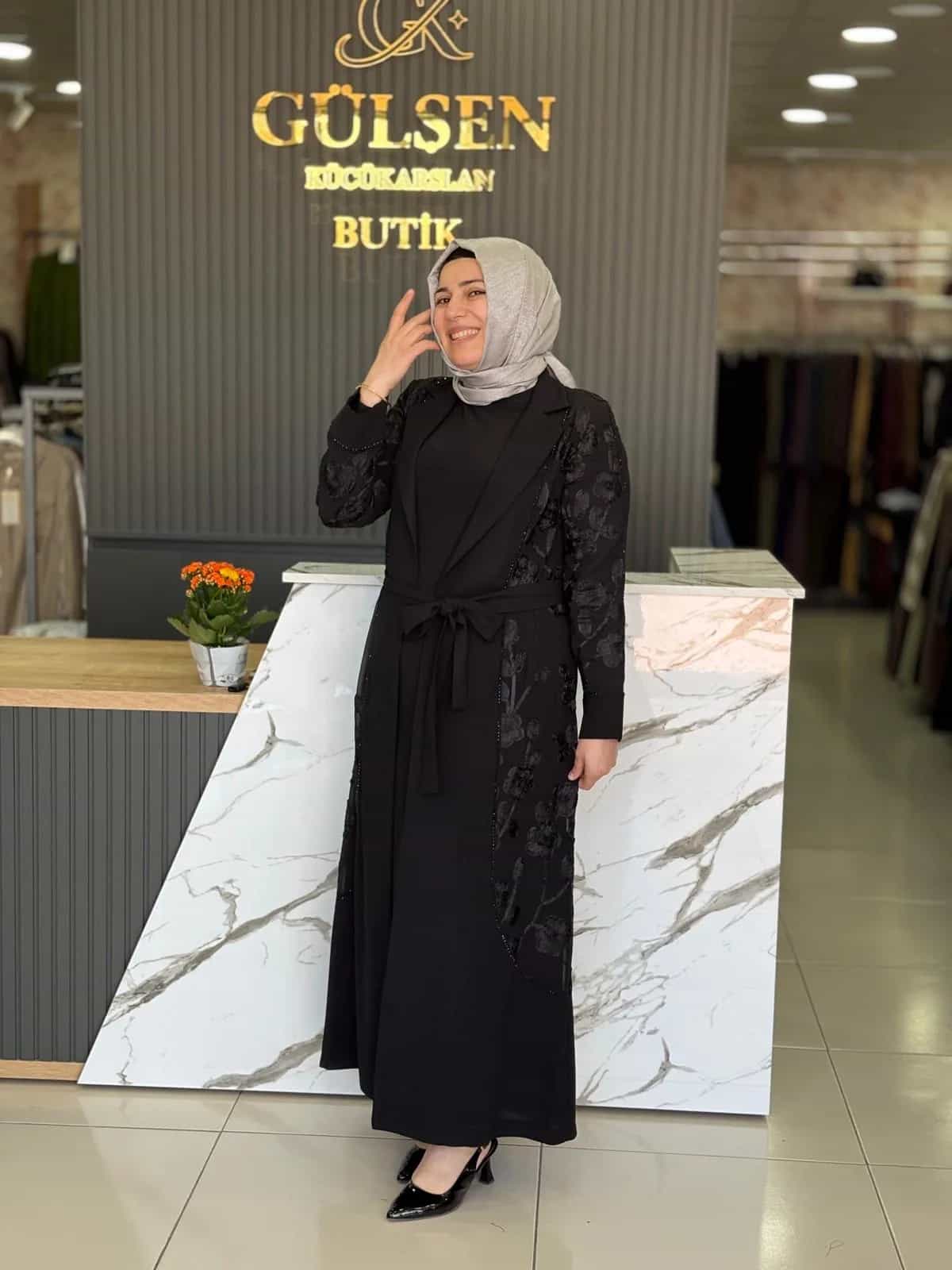 BONCUK İŞLEMELİ ŞIK ABAYA