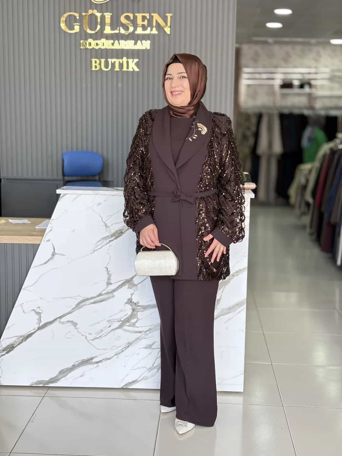 PANTOLONLU TAKIM PUL PALETLİ
