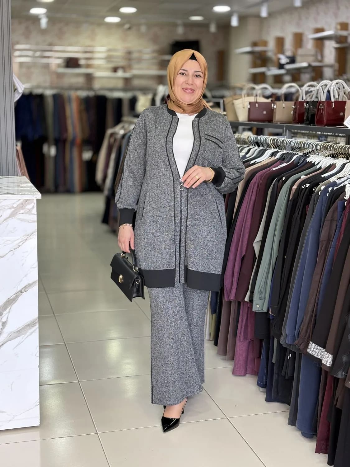 PANTOLONLU TAKIM FERMUAR DETAYLI BLK.SRT
